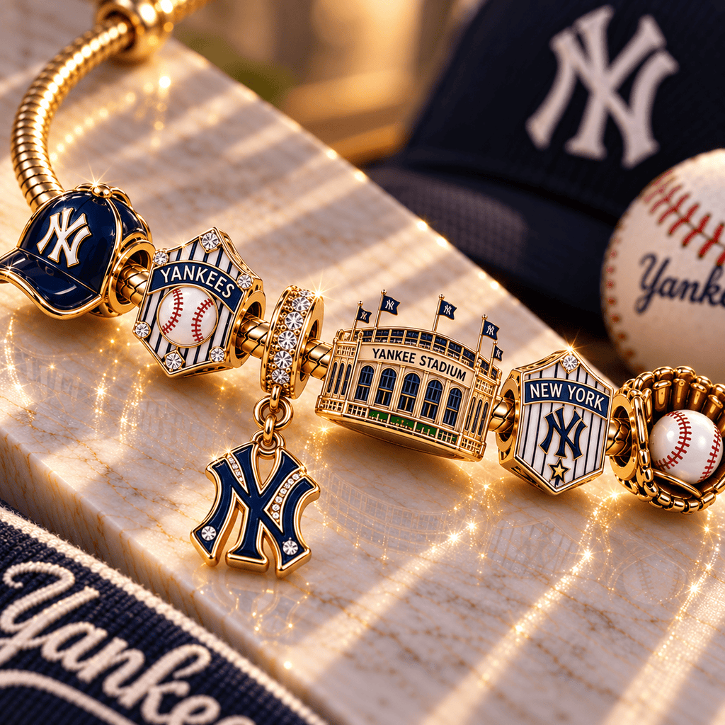 NYY Gold Charm Bracelet Set NHVH